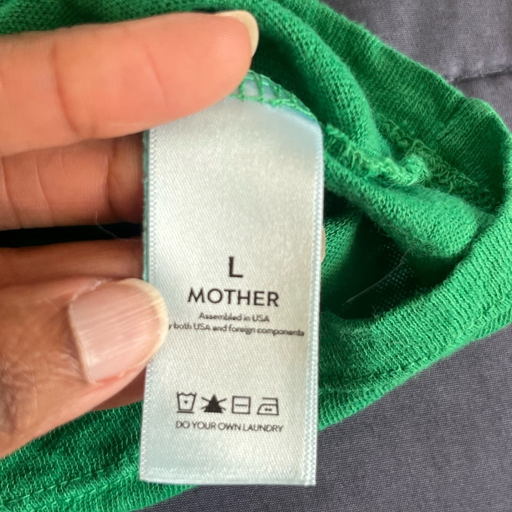 LIKE NEW - MOTHER - The Sinful Wash Golf Green For Sure Crewneck Tee - Sz Large - Picture 5 of 12